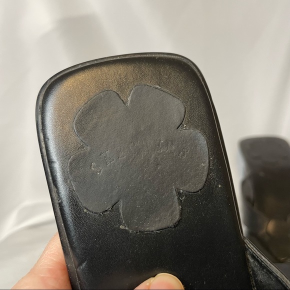 Skechers Black Vintage 90s Y2K Flower Heeled Sandals - Picture 13 of 13